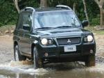 Mitsubishi Pajero TR4 2002 года
